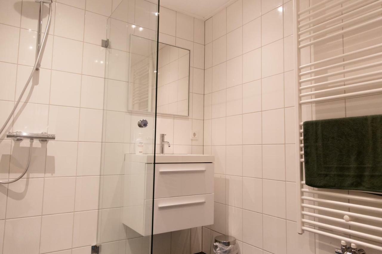 Uitzicht Op De Haven Apartment Kollum Exterior photo